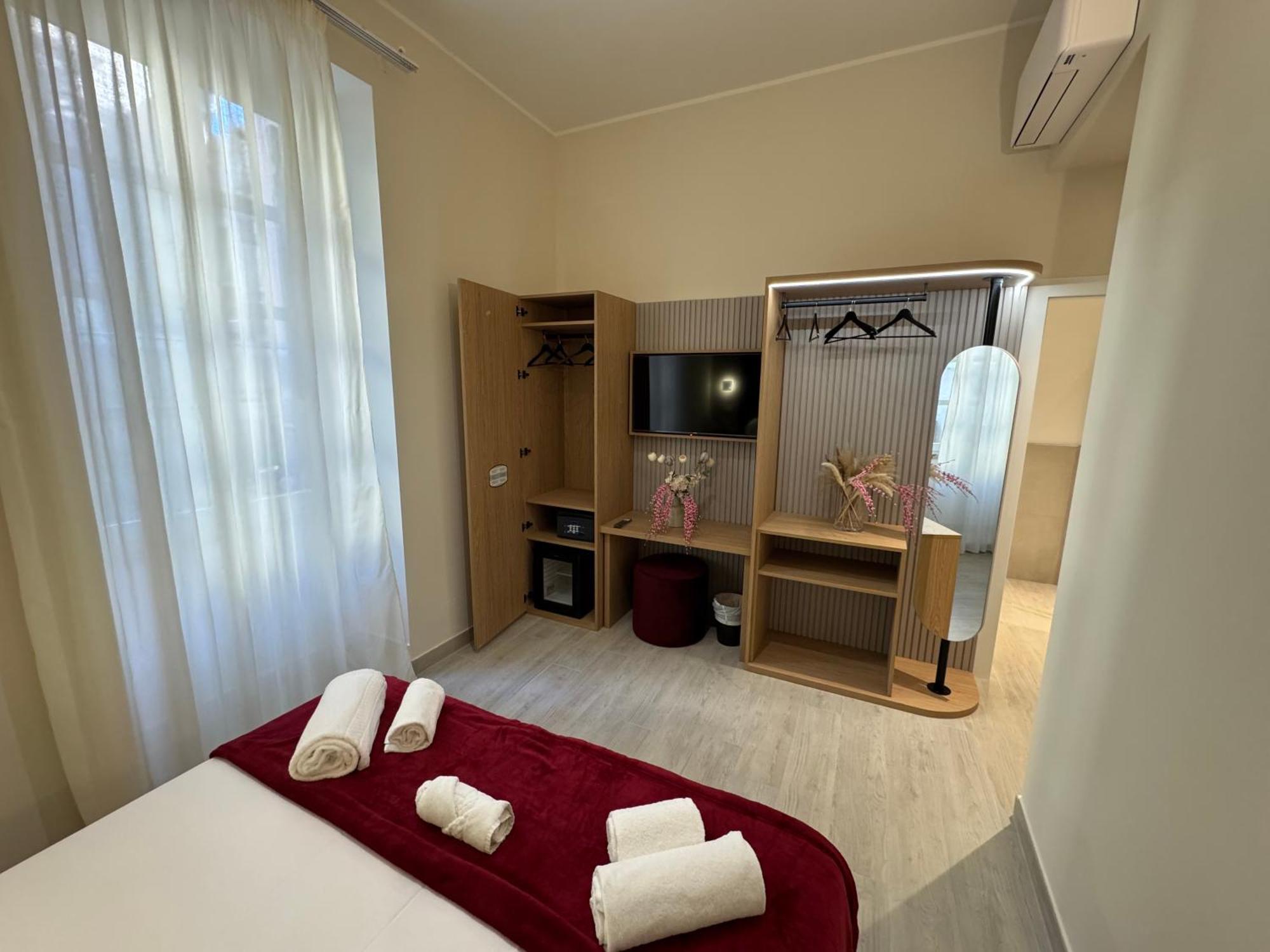 Spagna Ave Bed & Breakfast Rome